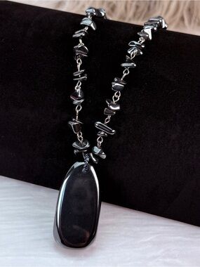 Vintage Black Chip Bead Necklace Large Polished Pendant Statement Necklace